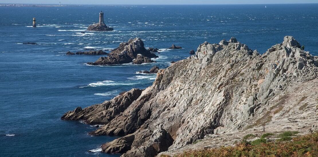 Segeln nach Gezeitenkalender in der Bretagne