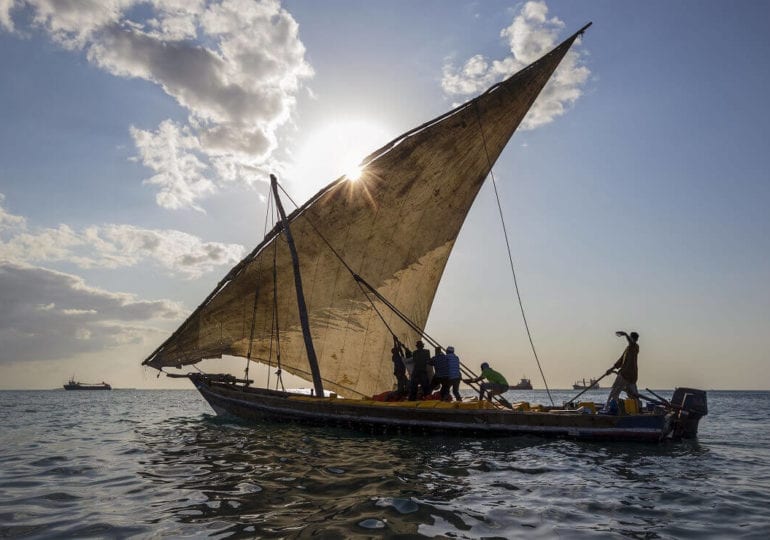 Historisches Segeln auf Dauen auf Sansibar