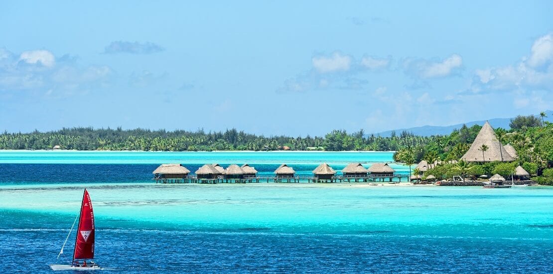 Paradiesischer Segeltörn – Segeln bei Bora Bora