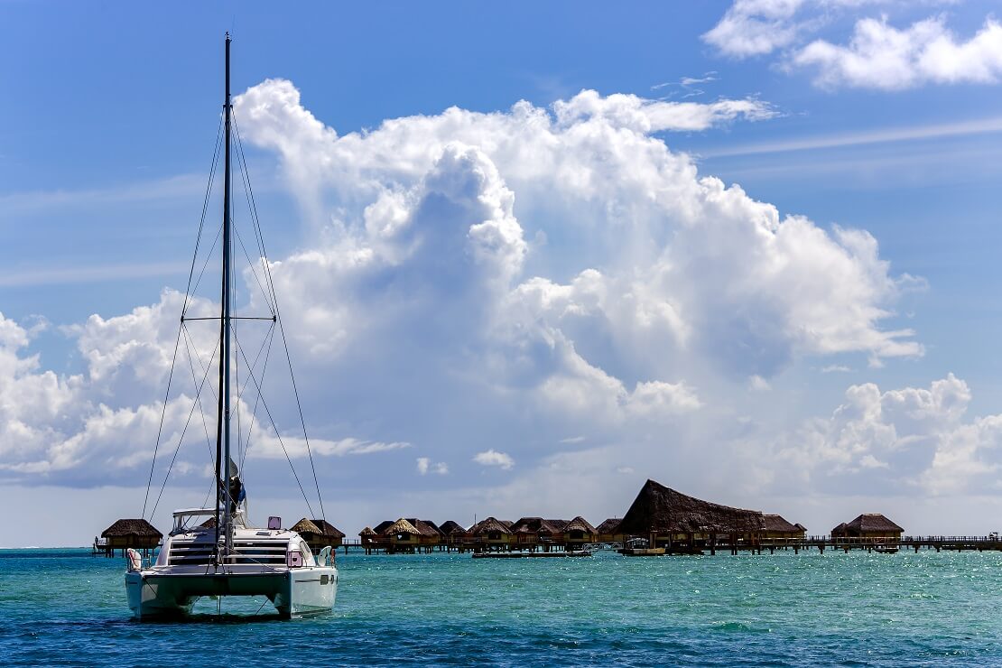 Segelboot auf dem Wasser