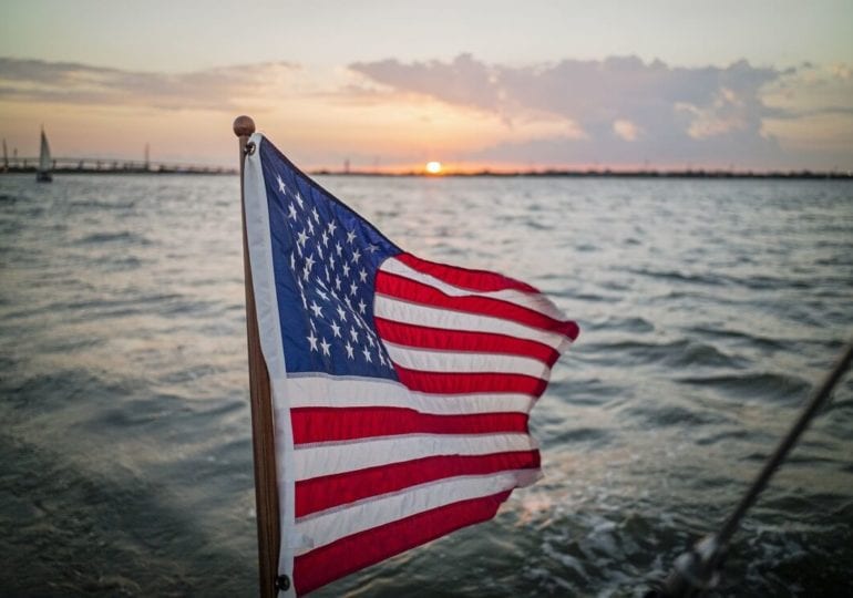 America’s Cup: US-Team entgeht Untergang nach Kenterung nur knapp