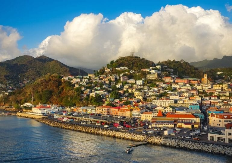 Antigua: Im Winter durch die Karibik segeln