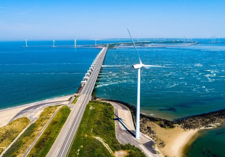 Eindrucksvolle Landschaft beim Umsegeln von Zeeland