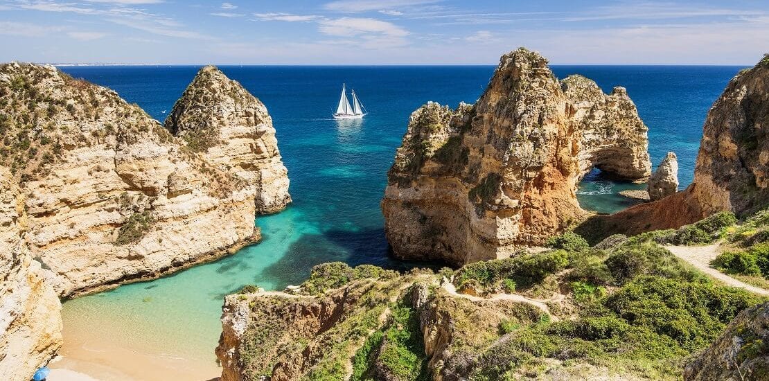 Die Algarve: Segeln an der sonnenreichsten Küste Europas