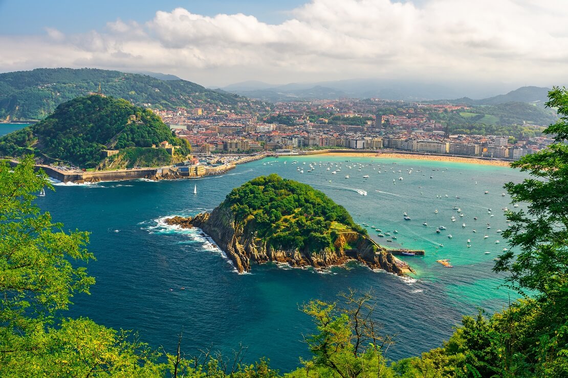 San Sebastian an der Atlantikkueste Spanien