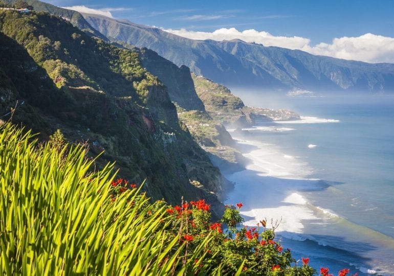 Madeira: Segeln um die Blumeninsel im Atlantik