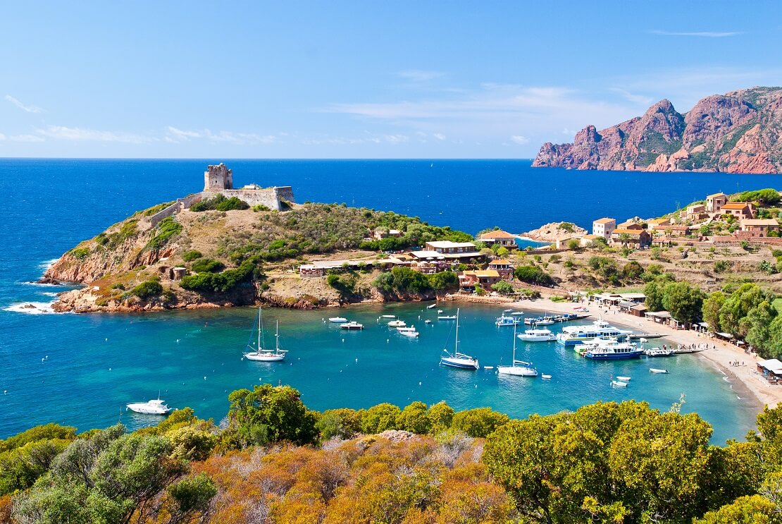 Familientörn um Korsika und Sardinien 123 Segelsport