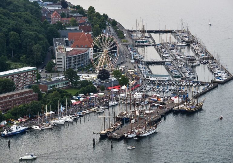 Kieler Woche 2021 startet mit Regatta- und Landprogramm