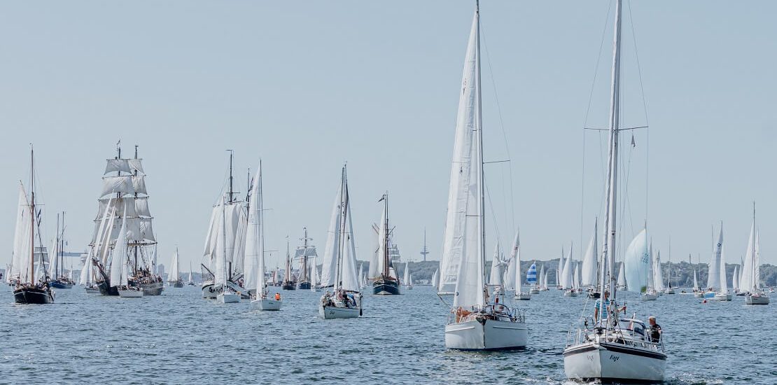 Kieler Woche in vollem Gange: Segler aus 27 Nationen auf dem Wasser