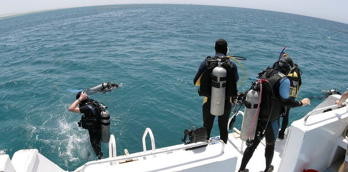 Das Beste aus zwei Welten: Drei Spots zum Segeln und Tauchen