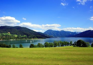 Fünf unserer schönsten deutschen Segelreiseziele 2021 (Teil 1): Tegernsee und Edersee