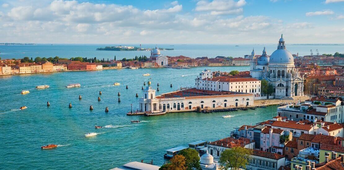 Segeln durch die Lagune von Venedig